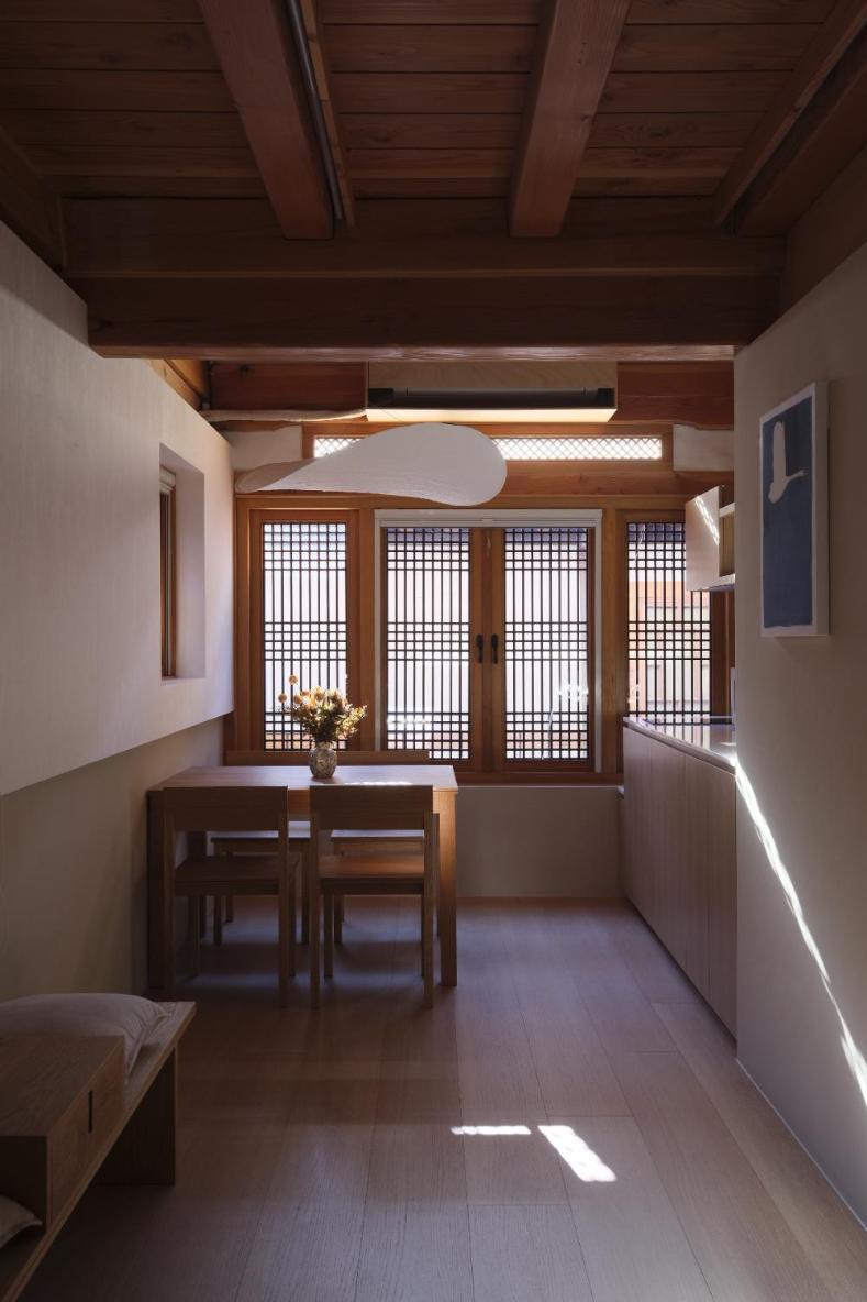The Korean Traditional Hanok In Downtown Seoul For Convenient Public Transportation - Seoul Ari Bagian luar foto