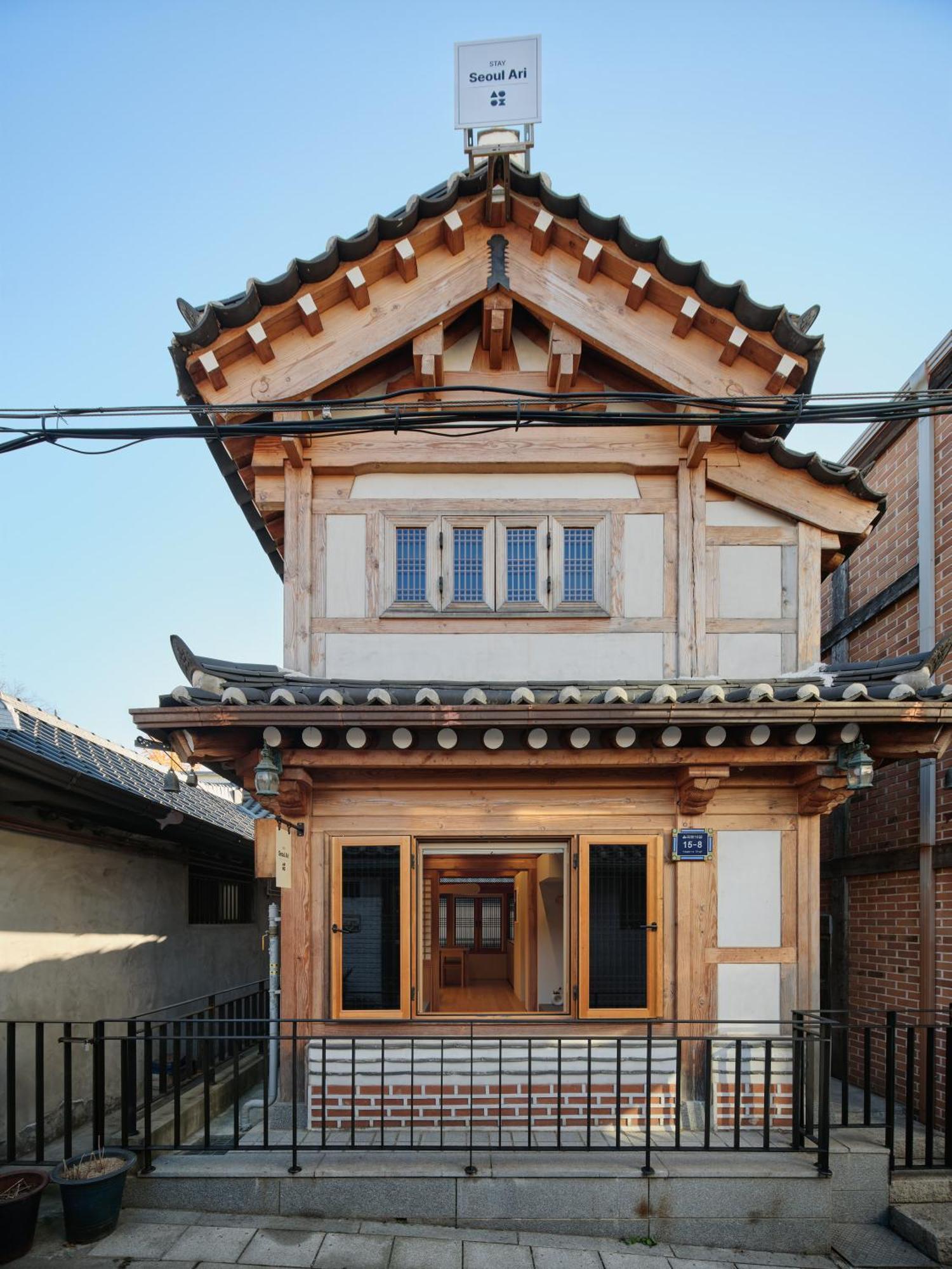 The Korean Traditional Hanok In Downtown Seoul For Convenient Public Transportation - Seoul Ari Bagian luar foto