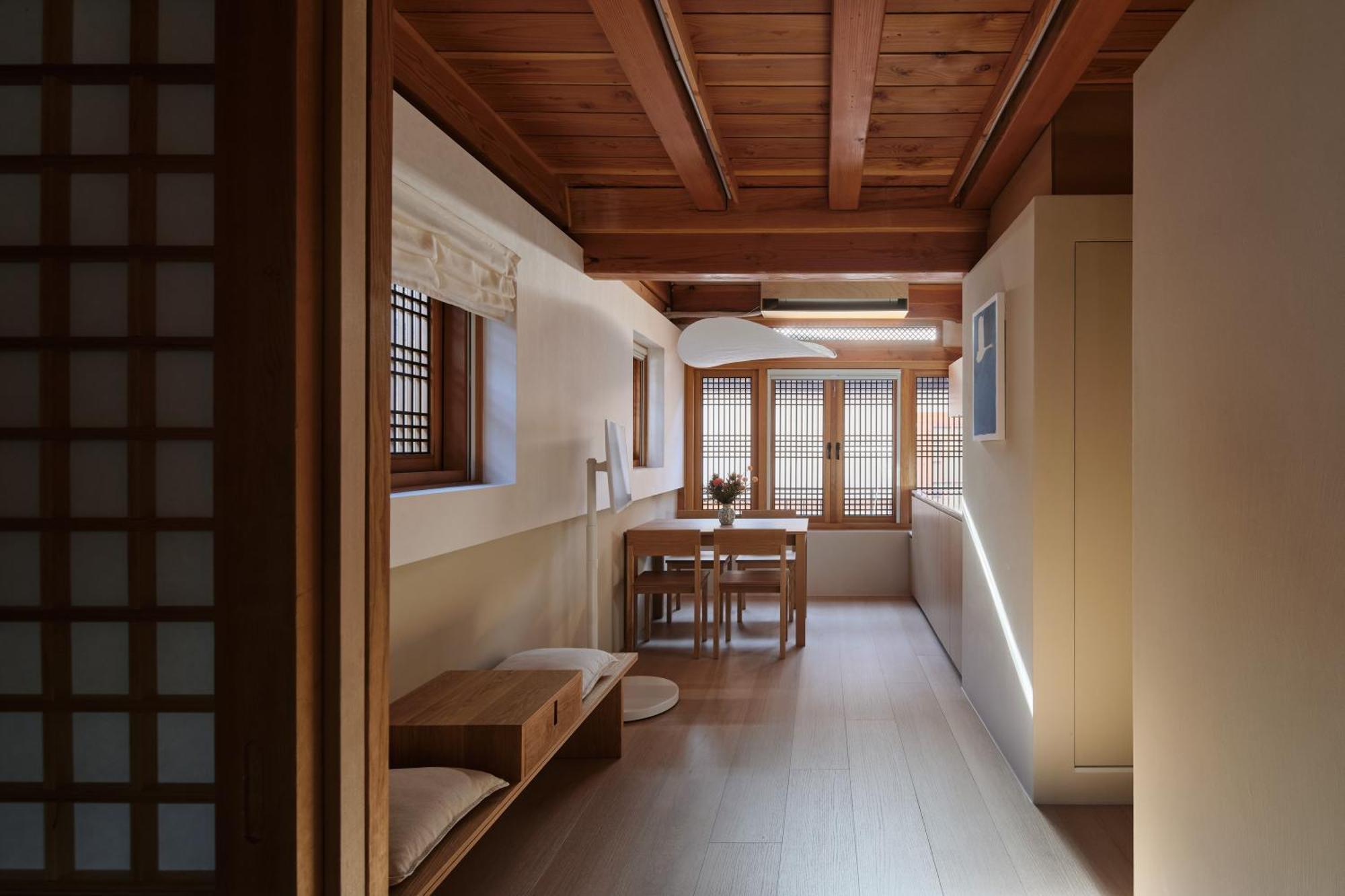 The Korean Traditional Hanok In Downtown Seoul For Convenient Public Transportation - Seoul Ari Bagian luar foto